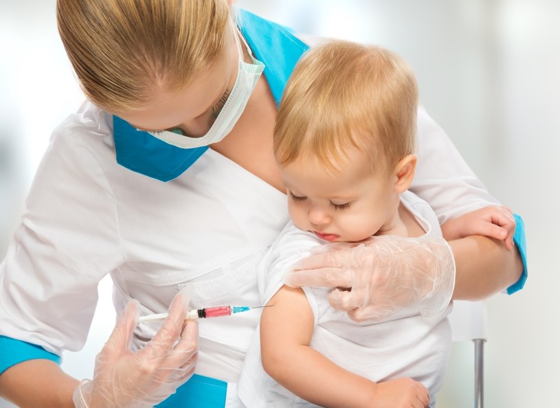 Od 2017 roku szczepienia przeciw pneumokokom są w Polsce obowiązkowe /123RF/PICSEL