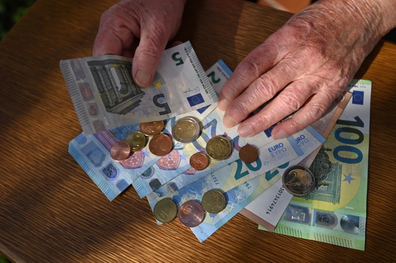 Od 2031 roku wiek emerytalny w Niemczech będzie wynosił 67 lat, zarówno dla kobiet, jak i mężczyzn /SVEN SIMON   /AFP