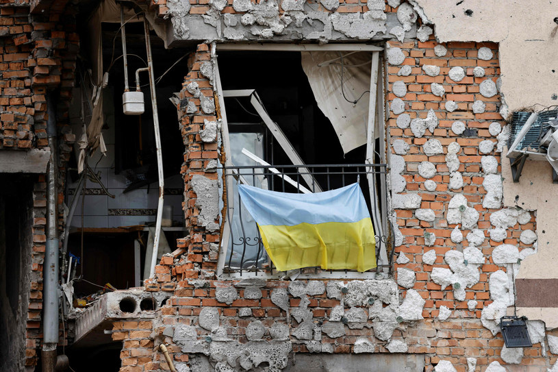 Od czego należy zacząć odbudowę Ukrainy? /LUDOVIC MARIN/AFP /East News