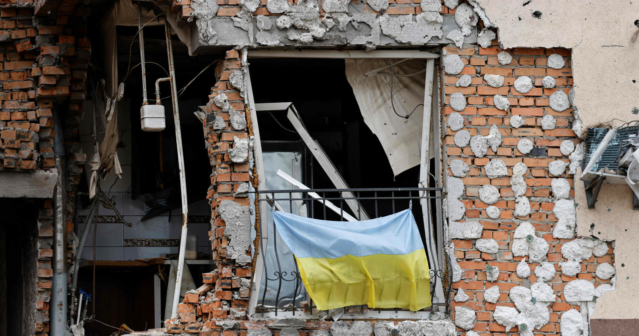 Od czego należy zacząć odbudowę Ukrainy? /LUDOVIC MARIN/AFP /East News
