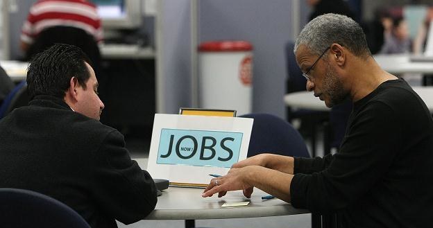 Od grudnia 2007 r. do czerwca 2009 r. w efekcie recesji utracono w Stanach 8,4 mln miejsc pracy /AFP