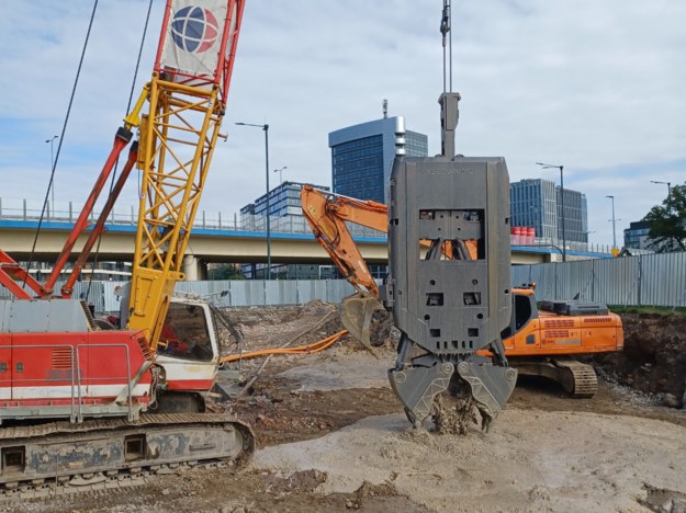 Od jutra zostaną wprowadzone kolejne zmiany w czasowej organizacji ruchu w związku z budową tramwaju do Mistrzejowic /RMF FM