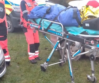 Od kilkunastu dni mieszkał w samochodzie. Pomogli policjanci  