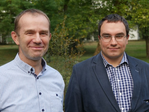 Od lewej: dr Roberte Konieczny i dr Dariusz Stolicki z UJ /RMF FM
