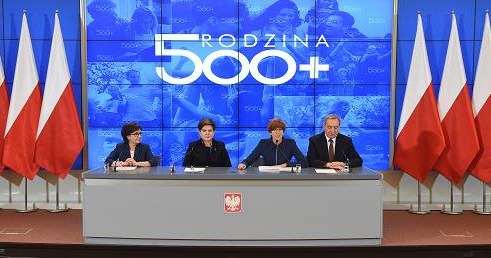 Od lewej: Elżbieta Witek, Beata Szydło, Elżbieta Rafalska, Henryk Kowalczyk /PAP