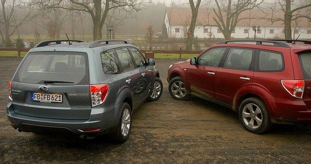 Od lewej: nowy i stary forester /INTERIA.PL