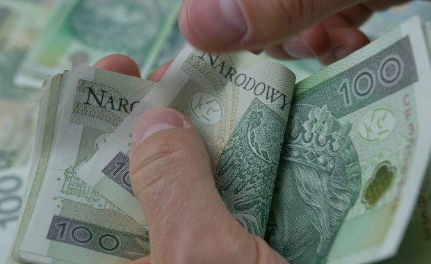 Od lutego nawet 1000 zł dodatku do pensji. Pracodawca musi zapłacić