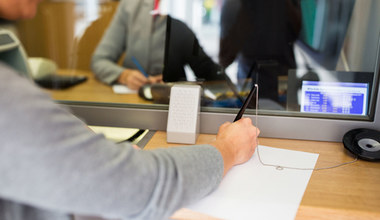 Od miesięcy brały kredyty na seniorów. Pracownice banku ukradły 420 tys. zł