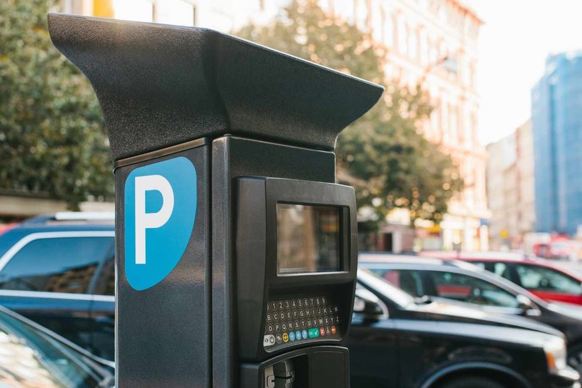 Od pierwszego września w Szczecinie zmienią się zasady parkowania /123RF/PICSEL