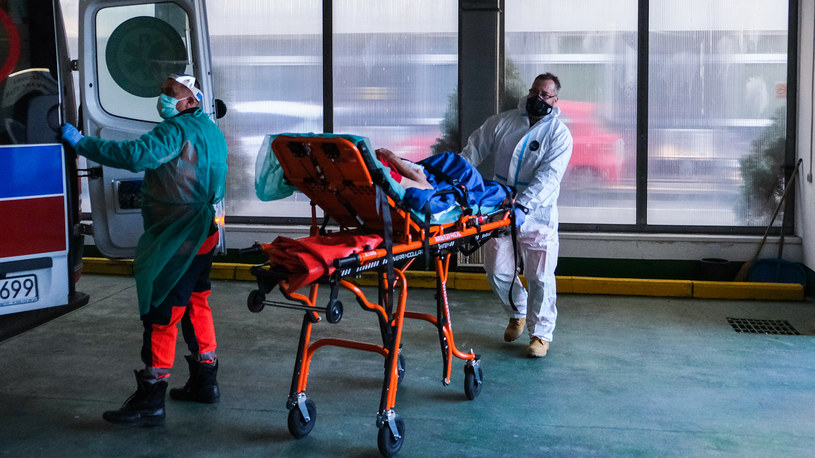 Od początku pandemii w Polsce liczba zakażonych wynosi już ponad milion /Omar Marques /Getty Images