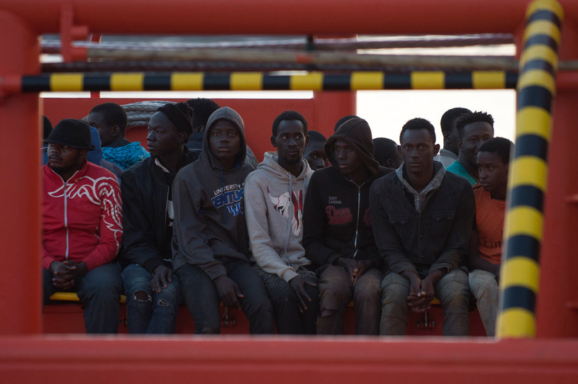 Od początku roku do Hiszpanii przybyło nielegalnie około 23 tys. osób, głównie z Afryki /AFP