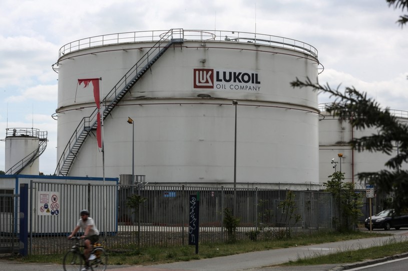 Od początku rosyjskiej inwazji na Ukrainę zmarły cztery osoby zajmujące najwyższe stanowiska w koncernie naftowym Łukoil /Valeria Mongelli / Hans Lucas /AFP
