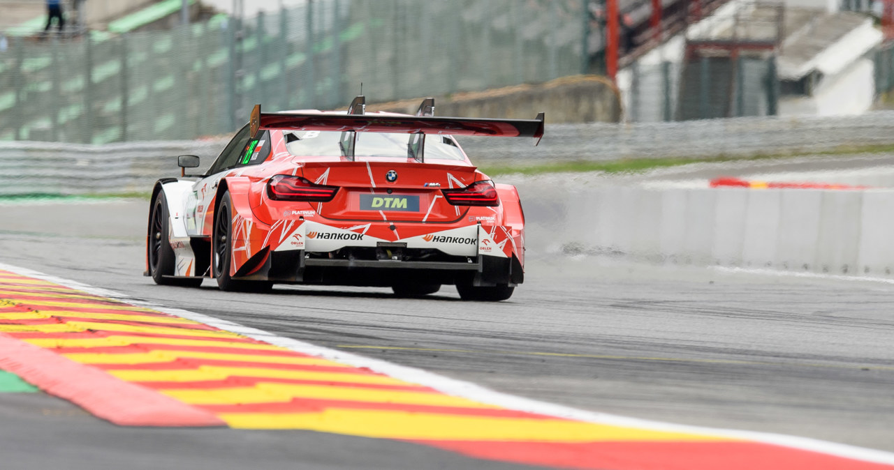 Od początku sezonu Kubica jeździ w innej lidze. Niestety, słabszej /Getty Images