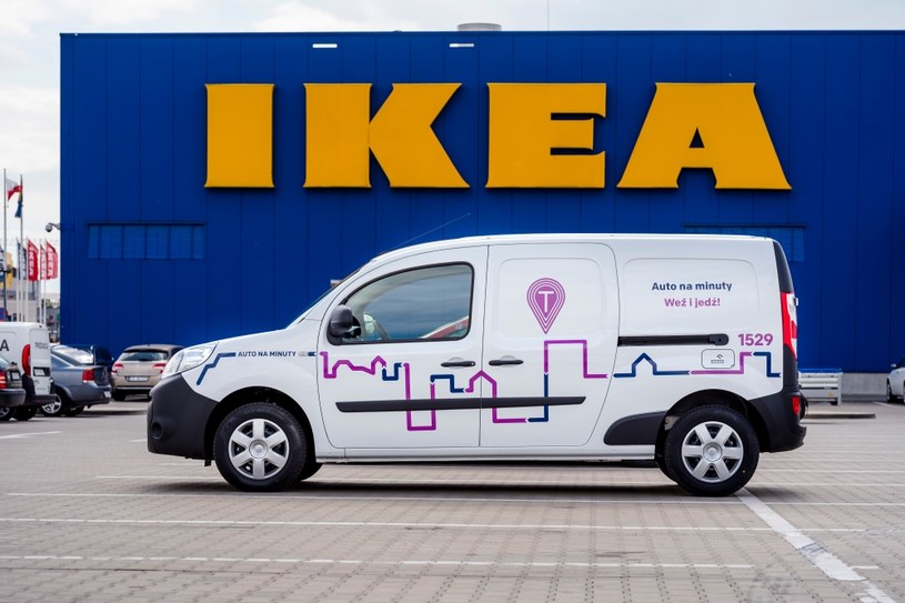 Od teraz w 6 miastach Polski pod sklepami IKEA znajdziemy takie samochody /materiały prasowe