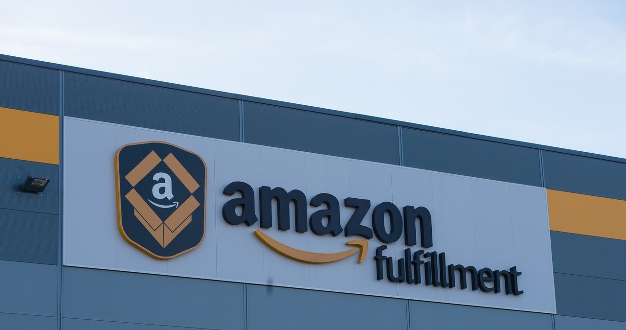 Od września Amazon Polska podniesie pensje pracownikom centrów logistycznych w Wielkopolsce i na Dolnym Śląsku /fot. Maciej Witkowski /Reporter