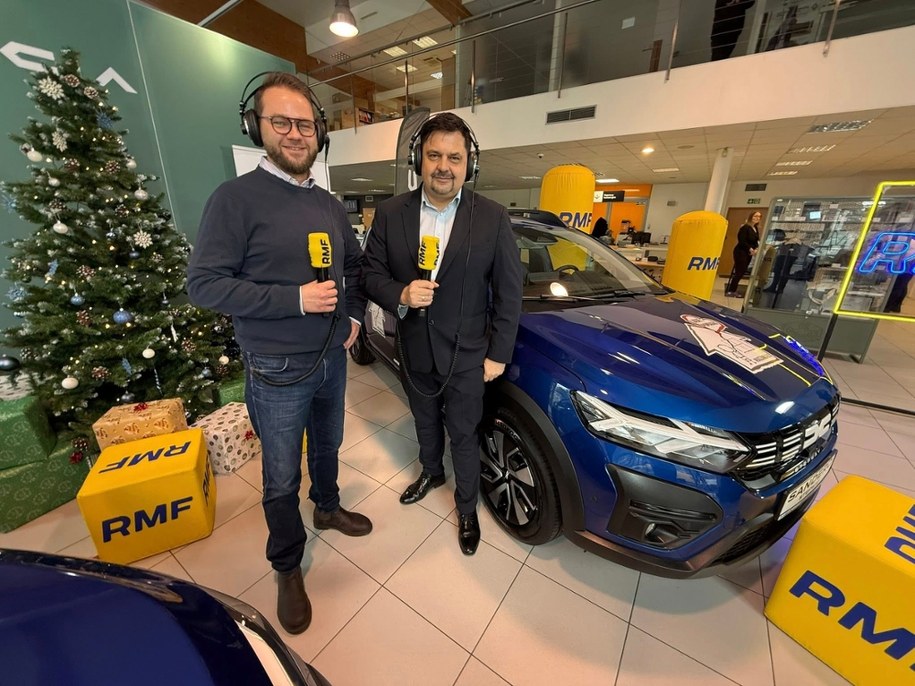 Odbiór samochodów /Paweł Żuchowski /RMF FM