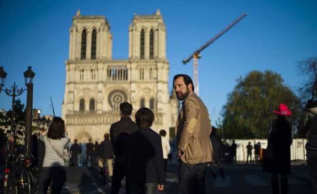 Odbudowa Notre Dame "ruszy stopniowo" od poniedziałku