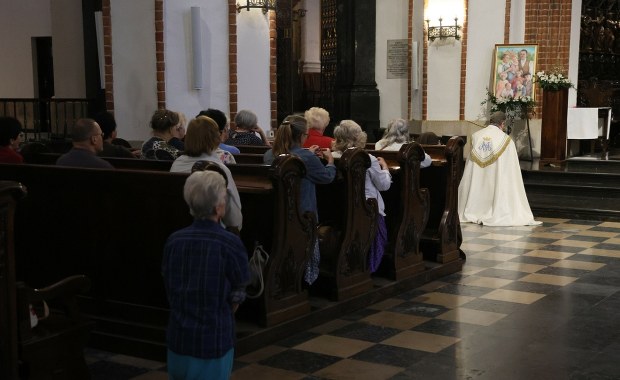Odbyło się coroczne liczenie katolików. Statystyki zaskakują?