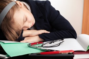 Odchodzą nie tylko nauczyciele przedmiotów. W szkołach brakuje też psychologów i pedagogów