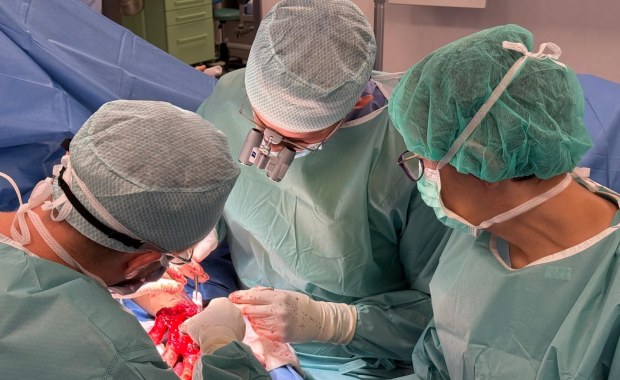 Odcięte palce i dłonie – specjaliści apelują o ostrożność w czasie żniw