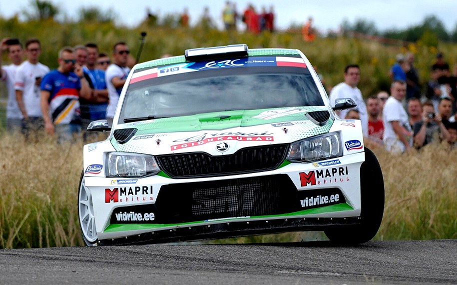 Odcinek Rajdu Rzeszowskiego w Niechobrzu /Darek Delmanowicz /PAP