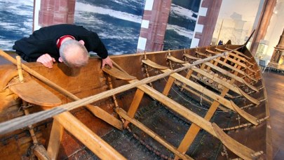 Odcisk palca, żywica sosnowa. Fascynująca zagadka morskich najeźdźców z przeszłości