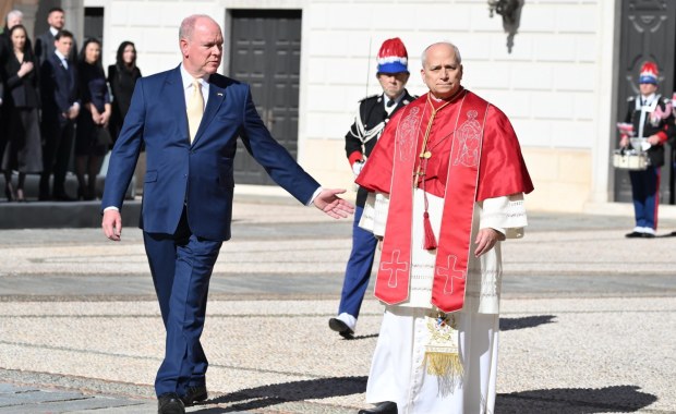 "Oddać bogactwo na służbę prawa i sprawiedliwości". Leon XIV w Monako