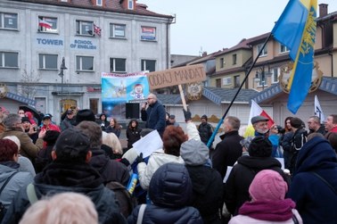 „Oddaj mandat, przeproś Żory”. Protest przeciwko radnemu Kałuży