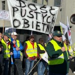 ​"Oddajcie pieniądze!". Związkowcy przed siedzibą Holdingu KW