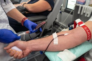 Oddał ponad 110 litrów krwi. "Dobrze ratować życie"