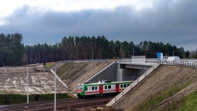 Oddano do użytku wiadukt drogowy pod torami w Łapach na Rail Batlica