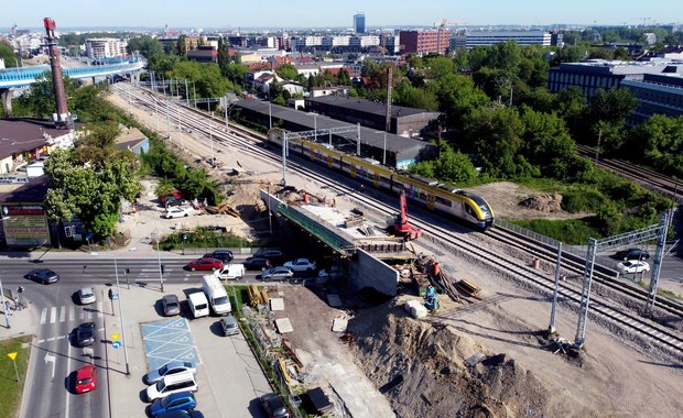 Oddano drugi tor na przebudowywanej linii średnicowej w Krakowie