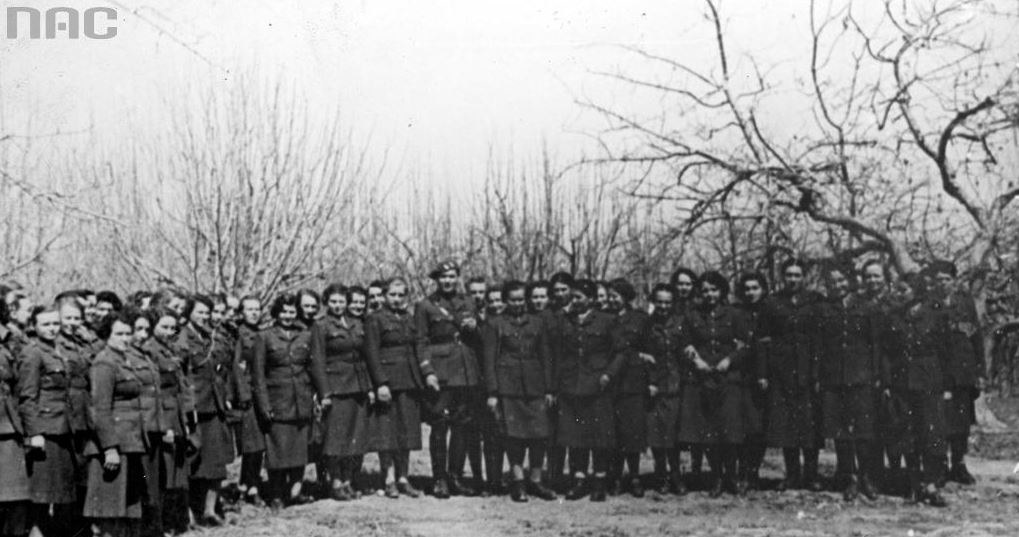 Oddział Pomocniczej Służby Kobiet w Armii Polskiej w ZSRR /Z archiwum Narodowego Archiwum Cyfrowego