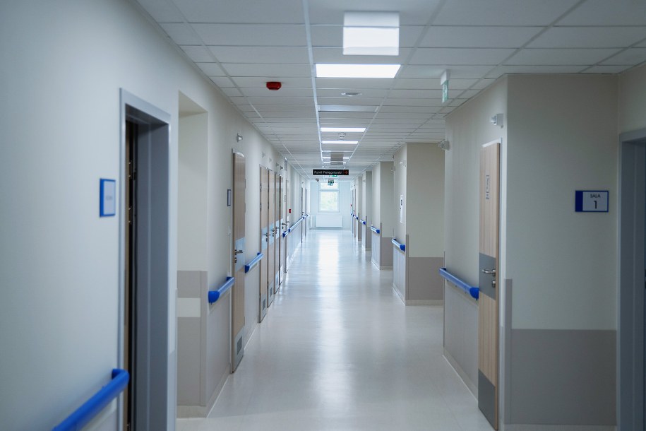 Oddział reumatologiczny w sieradzkim szpitalu po remoncie /fot. Tomasz Grala /Materiały prasowe