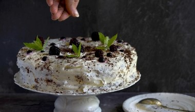 Один з найкращих тортів, які ви коли-небудь куштували. Миттю зникає зі столу