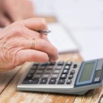 Odkładasz pieniądze na emeryturę? Możesz je odliczyć od podatku 