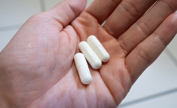 Odkrycie, które może uratować miliony. Antybiotyk z ogródka na lekooporne bakterie