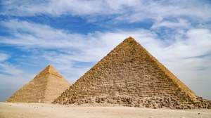 Odkrycie z kosmosu. Do budowy piramid w Egipcie wykorzystano coś dziwnego