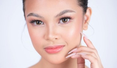 Odkryj podkład inspirowany koreańskim makijażem. Krycie bez efektu maski