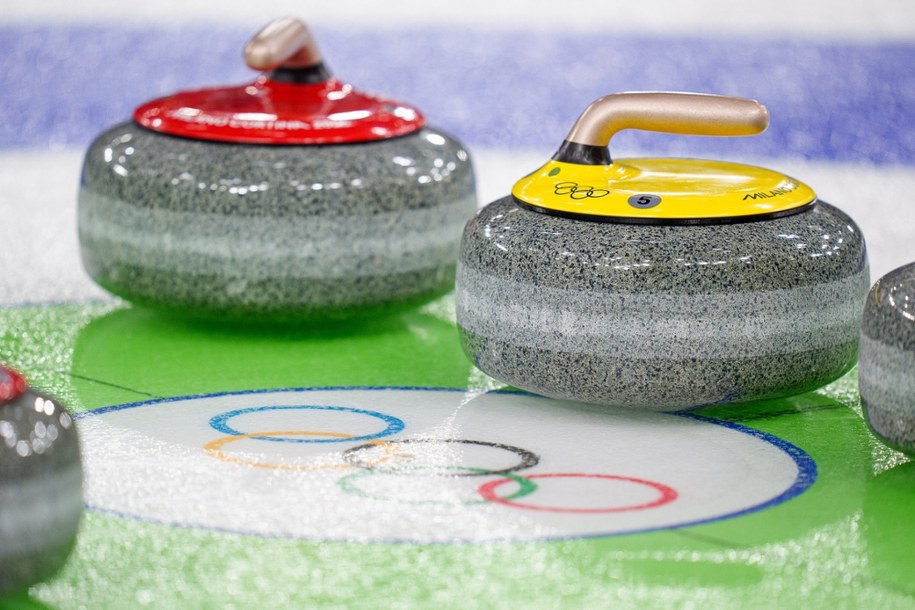 Odkryj tajemnicę olimpijskiego curlingu /Jure MAKOVEC /PAP/EPA