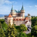 Odkryj tajemnice zamku w Bojnicach. Jest jednym z najpiękniejszych w Europie