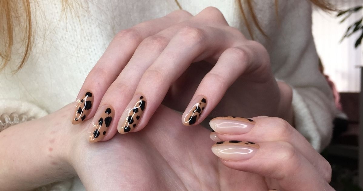 Odkryj włoski manicure – sekret, by paznokcie wydawały się dłuższe i zgrabniejsze /123RF/PICSEL