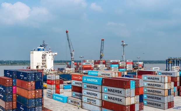 Odkryli to pracownicy hurtowni owoców i warzyw. Nielegalna zawartość za miliony