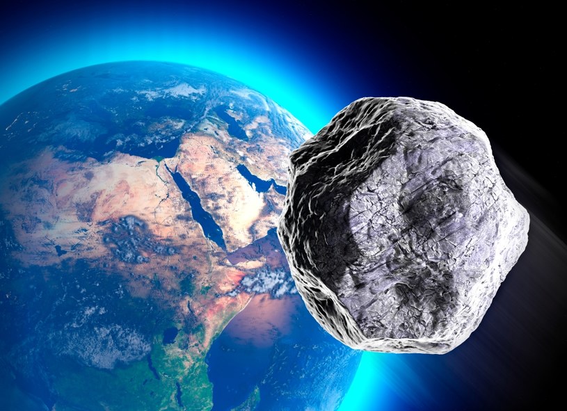 Odkryta przez algorytm asteroida 2022 SF289 w żaden sposób nie zagraża Ziemi /123RF/PICSEL