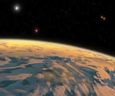 Odkryto planetę z czterema słońcami