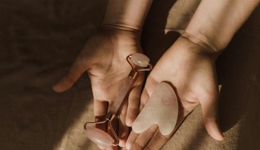 Odmładzanie bez skalpela. Poznaj sekrety domowej pielęgnacji twarzy