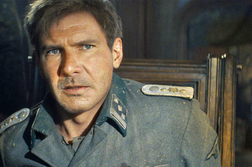 "Odmłodzony" komputerowo Harrison Ford w scenie z filmu "Indiana Jones i artefakt przeznaczenia" /materiały prasowe