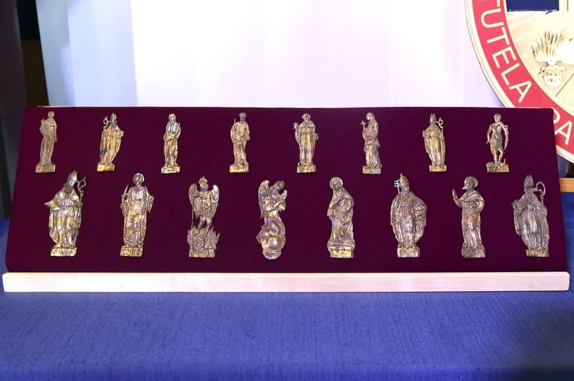 Odnalezione figurki, które są fragmentami Złote Drzewa Lucignano /Roberto Serra - Iguana Press/Getty Images /Getty Images