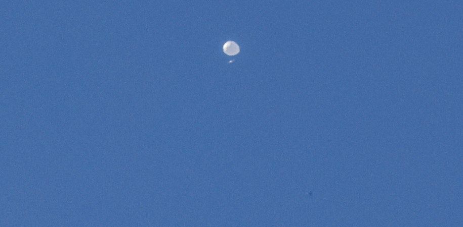 Odnaleziono już część szczątków zestrzelonego niedawno balonu /NELL REDMOND /PAP/EPA