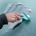 Odpalasz auto i skrobiesz szyby? Licz się z potężnym mandatem